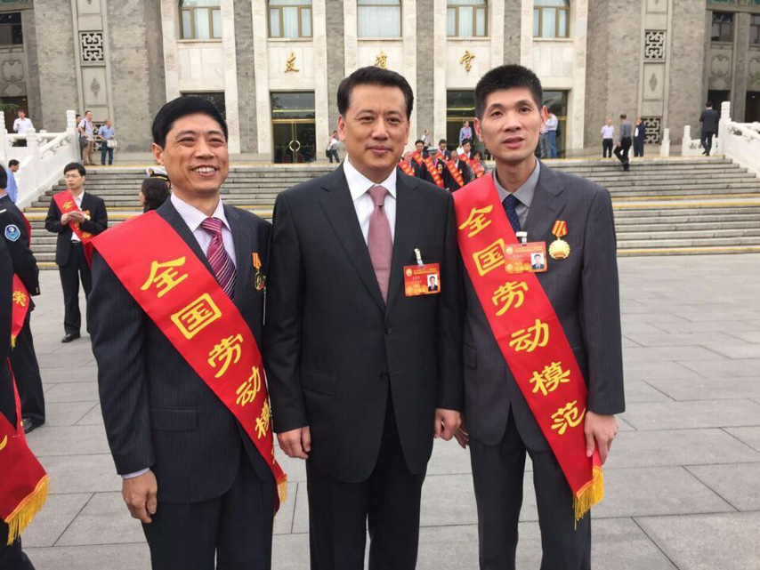 AG平台·(集团)真人有限公司官网